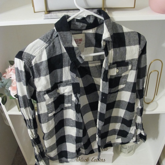 Mossimo Women's Collared Plaid Button Down Long Sleeve Shirt Size Small GUC - Picture 4 of 6